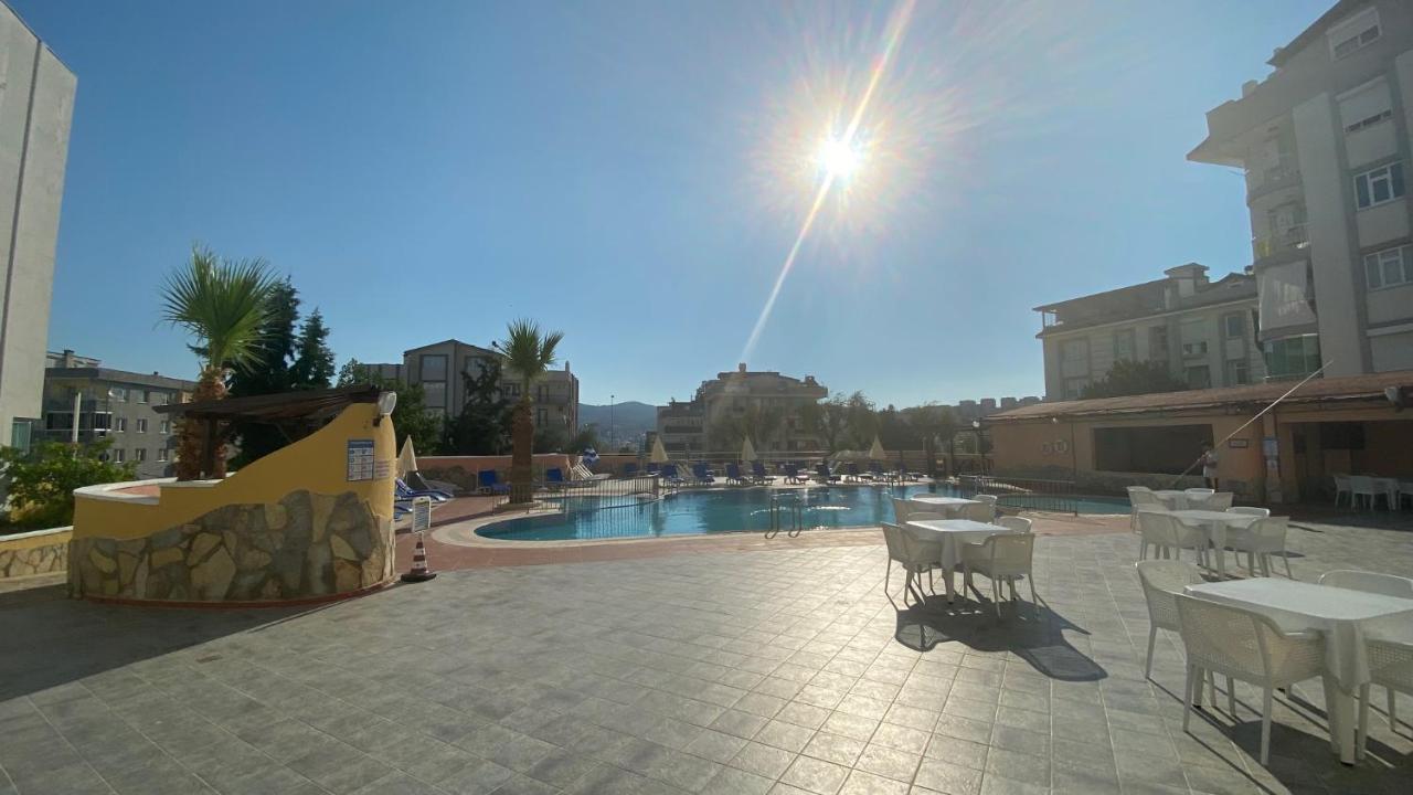 Oya Family Suites Kusadası Exterior foto
