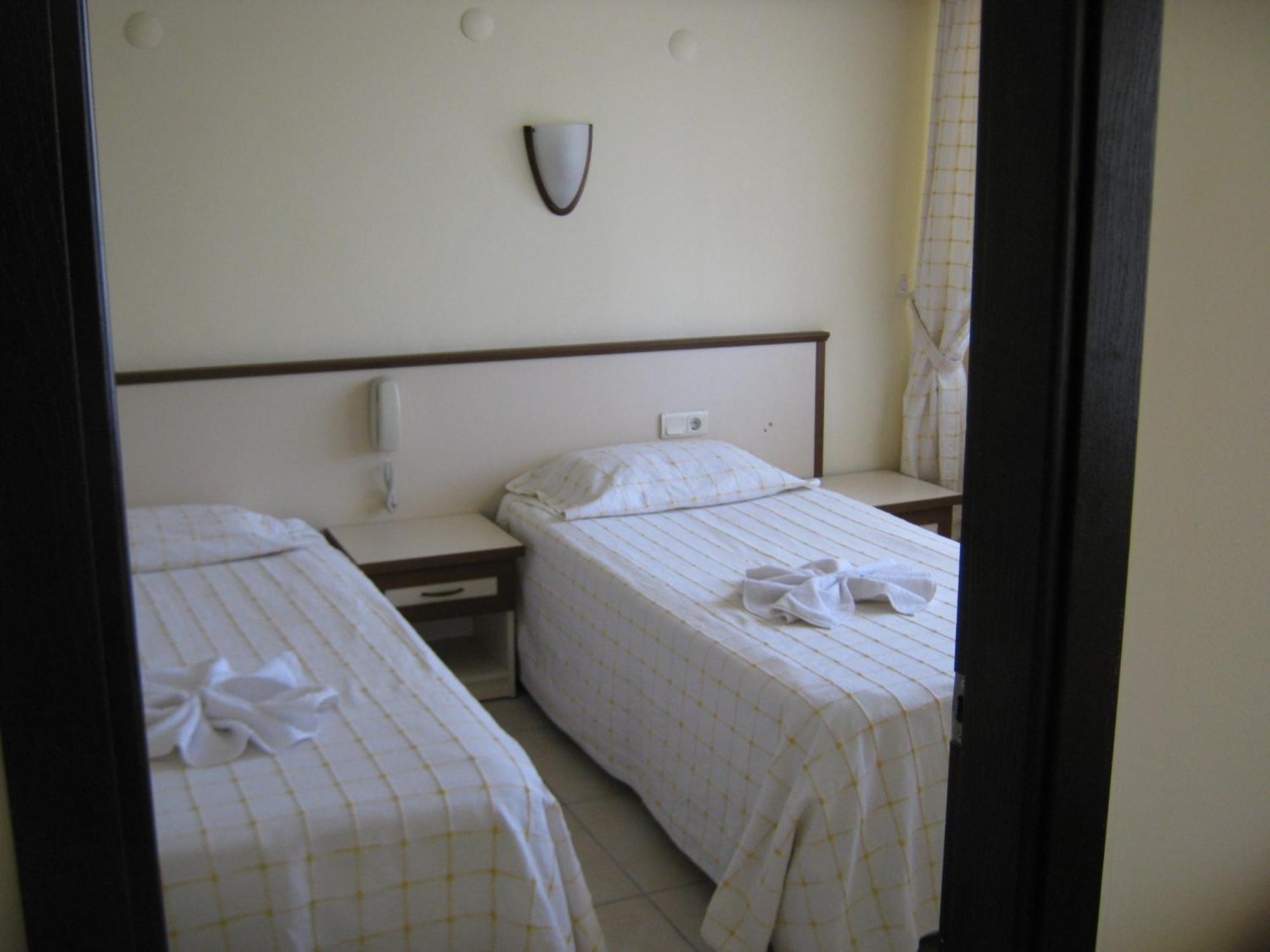 Oya Family Suites Kusadası Exterior foto