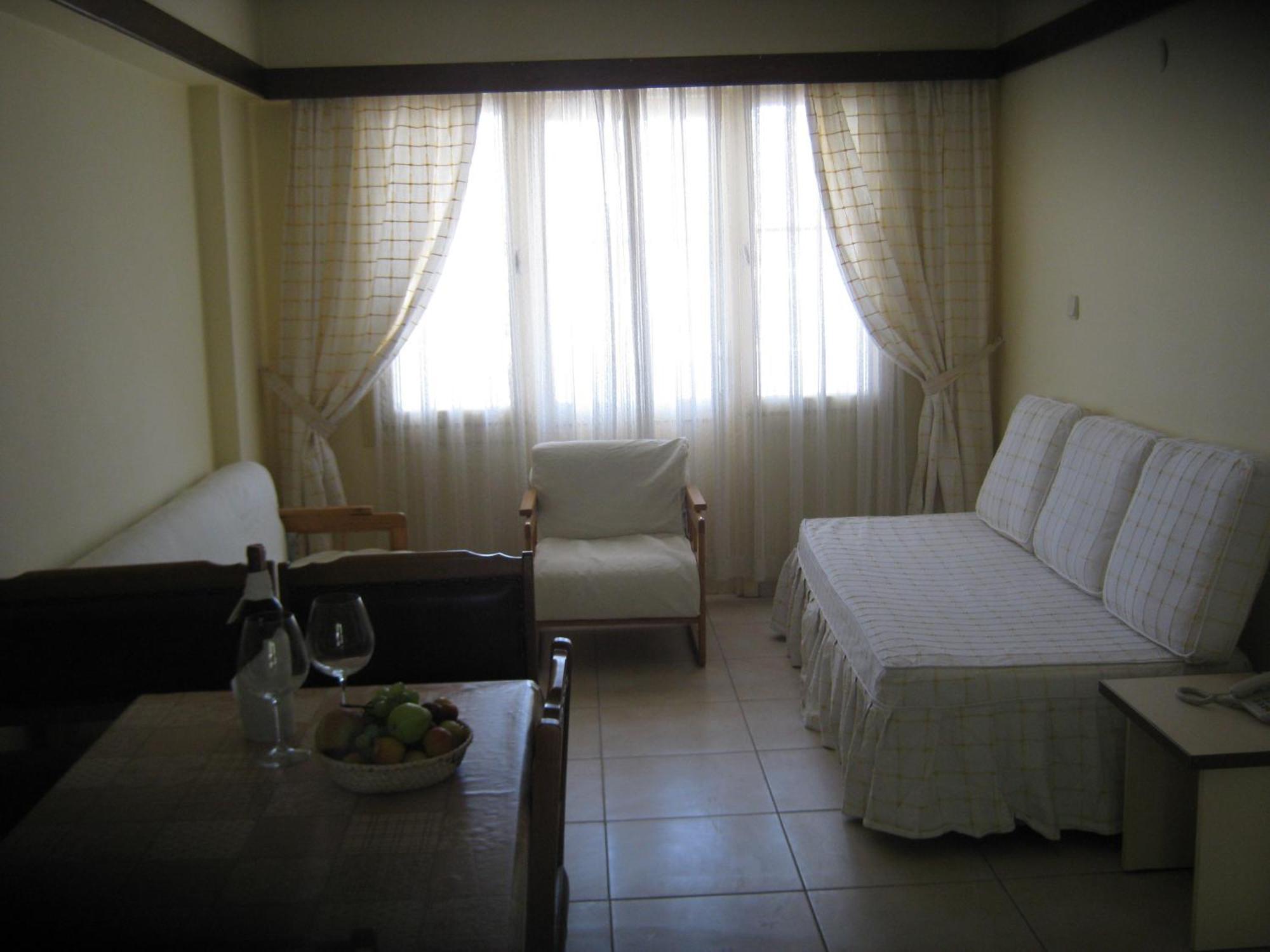 Oya Family Suites Kusadası Exterior foto